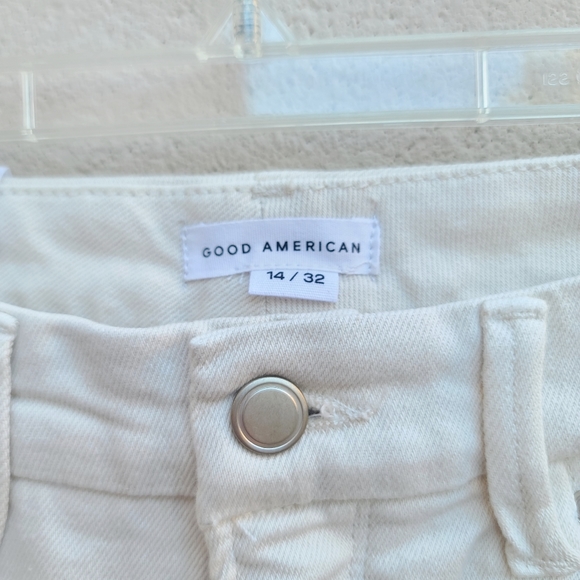 Good American | Good Classic High Waist Straight Leg Jeans in Bone011 NEW - Picture 4 of 12